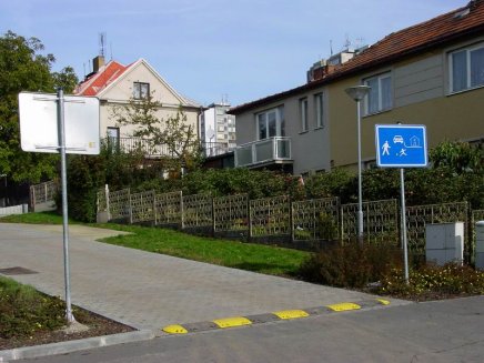 Continuous deceleration threshold of 20 km/h - 5