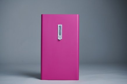 Buddy hanging container with USB port - 7