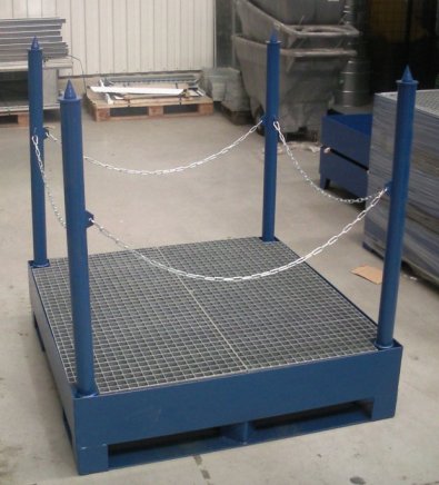 Pallets with catch basins (2 models) - 1