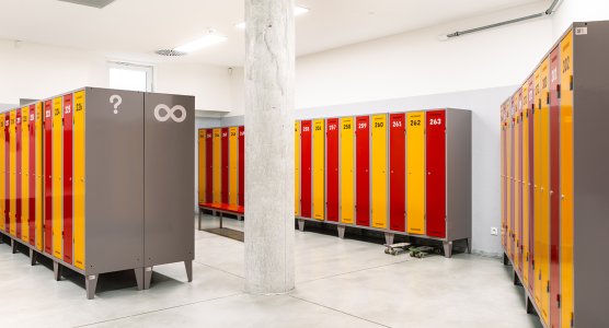 Three-compartment wardrobes