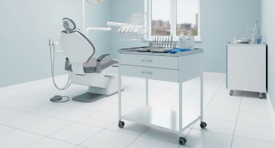 Tool tables and trolleys