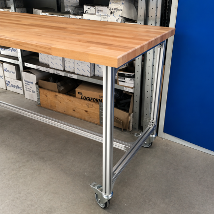Mobile work table made of aluminum profiles, width 2000 mm - 3