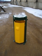 Outdoor trash can with ashtray 60 l - 1017